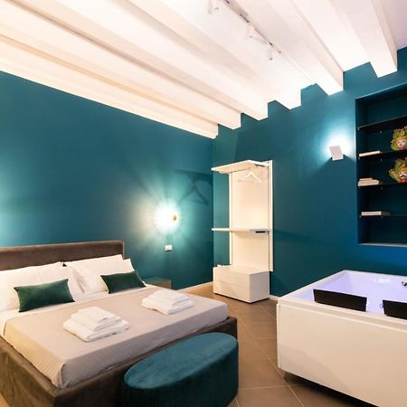 Carlo Suite Apartments Con Vasca Idromassaggio Palermo Exterior photo
